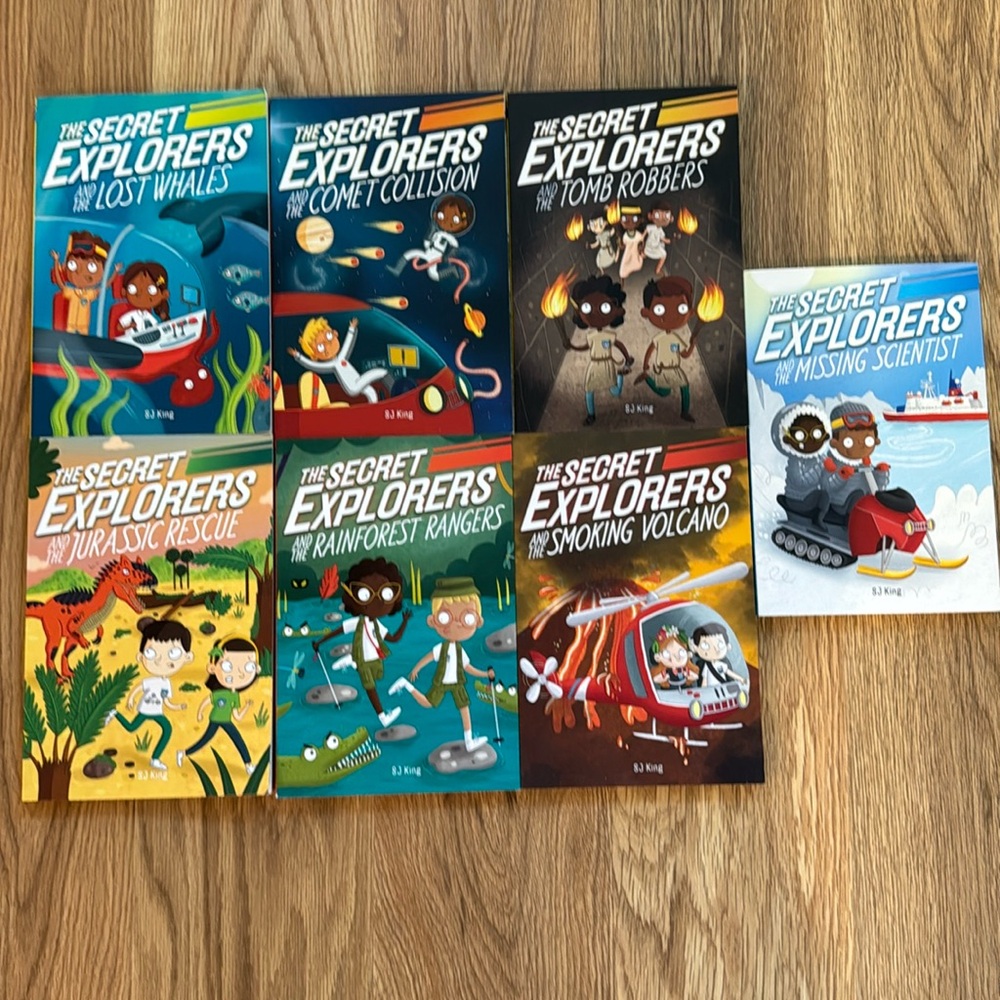 The Secret Explorers Book Lot of 7